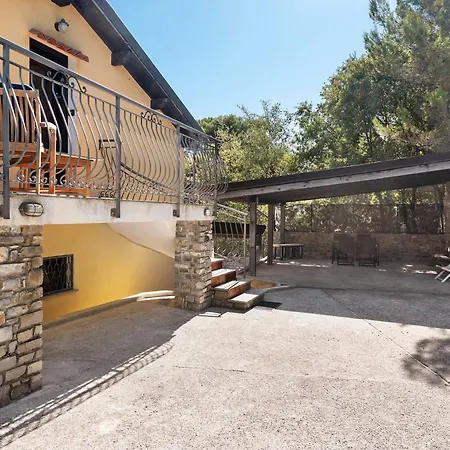 La Quiete Nel Bosco Cipressa