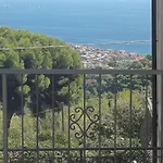 아파트 La Quiete Nel Bosco Cipressa